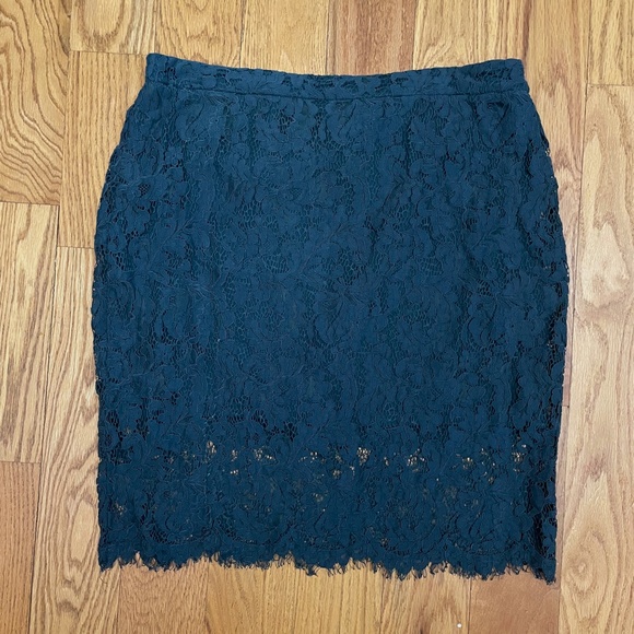 Skies Are Blue Inez Lace Pencil Skirt GREEN - Picture 2 of 7